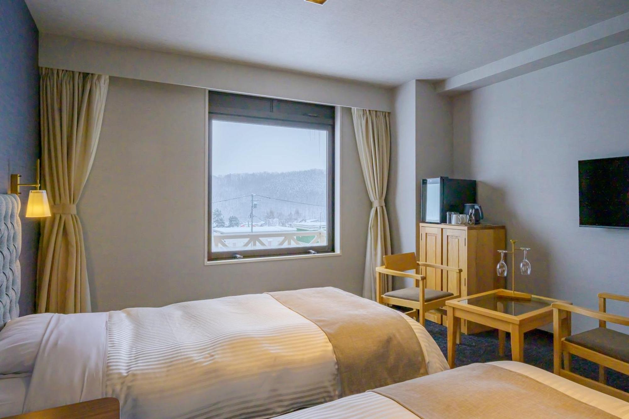 Hotel Edel Warme NakaNakafurano Extérieur photo